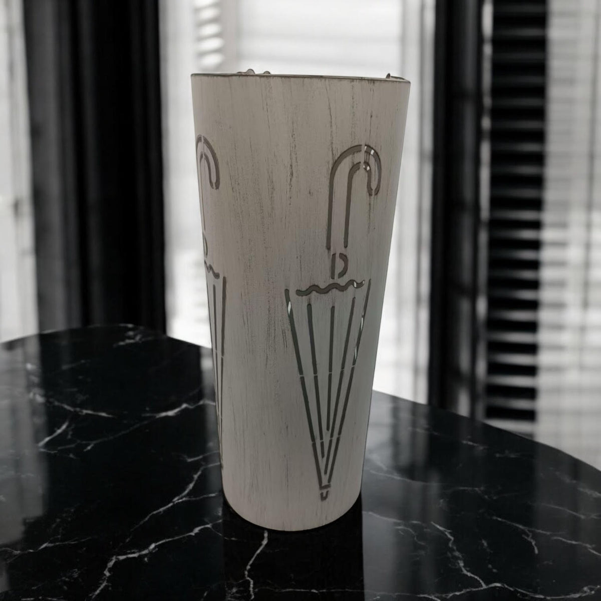 49CM CREAM METAL UMBRELLA STAND