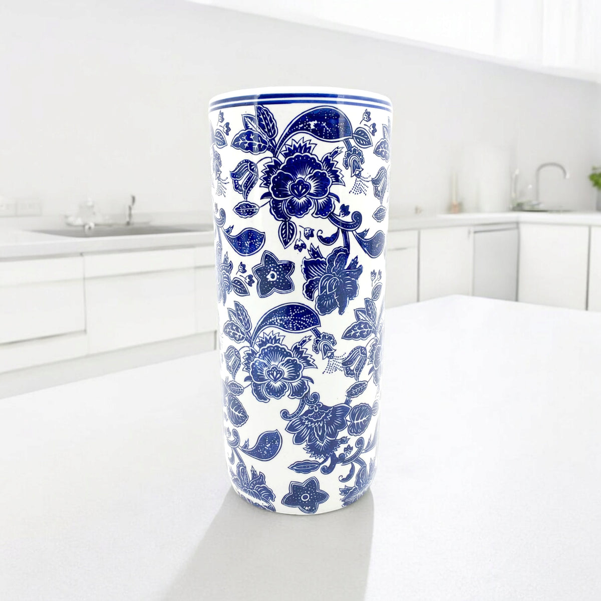 18" ROUND BLUE & WHITE UMBRELLA STAND