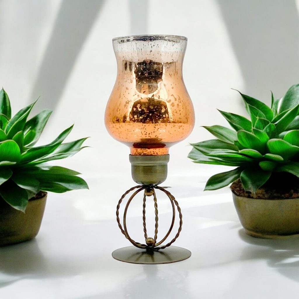 10" GOLD CANDLE HOLDER