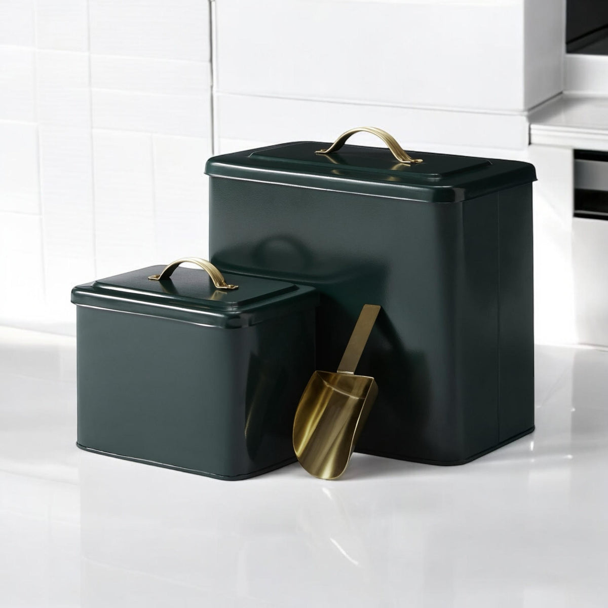 12/9"SET2 CAST IRON STORAGE TIN WITH SCOOP