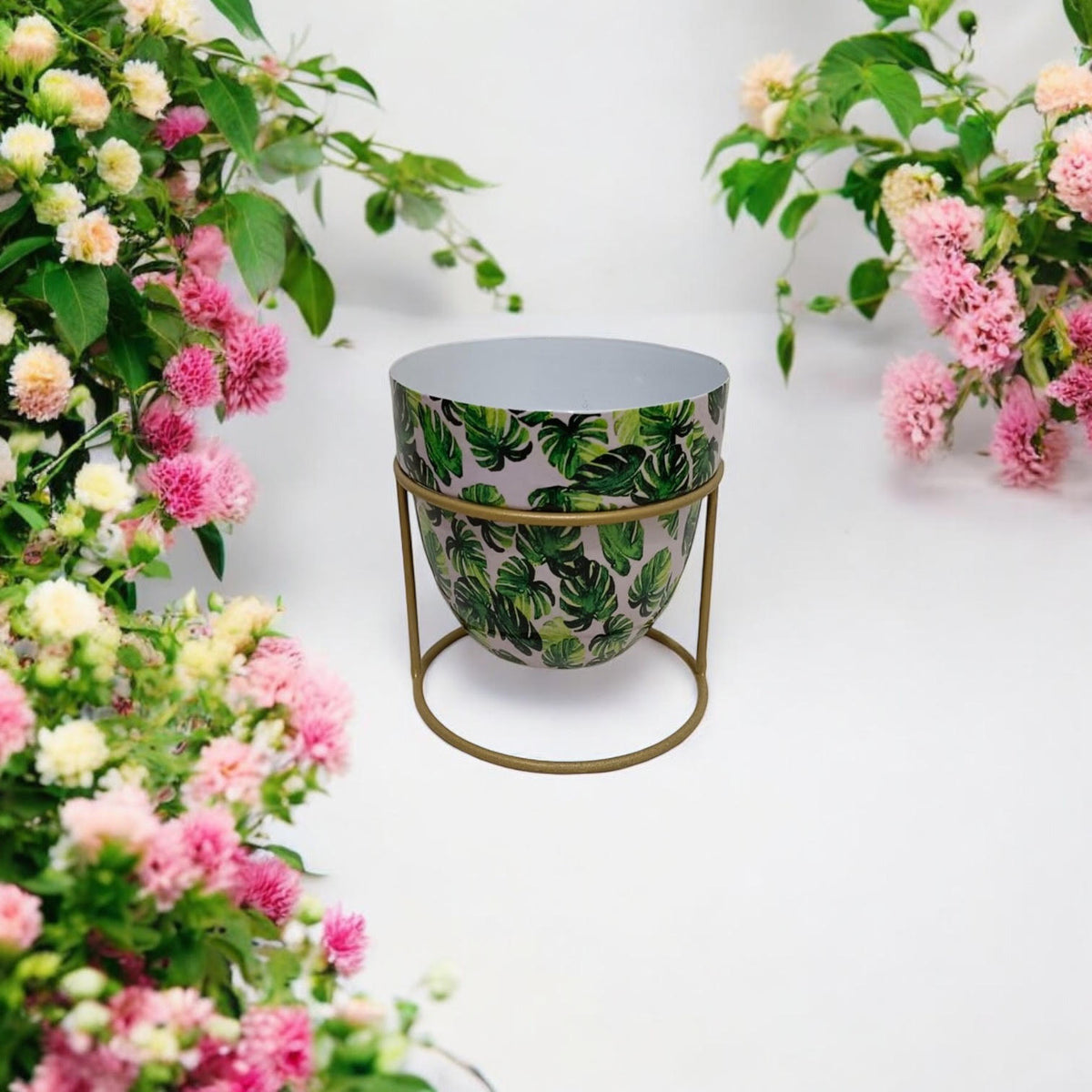 13CM PLANTER ON STAND