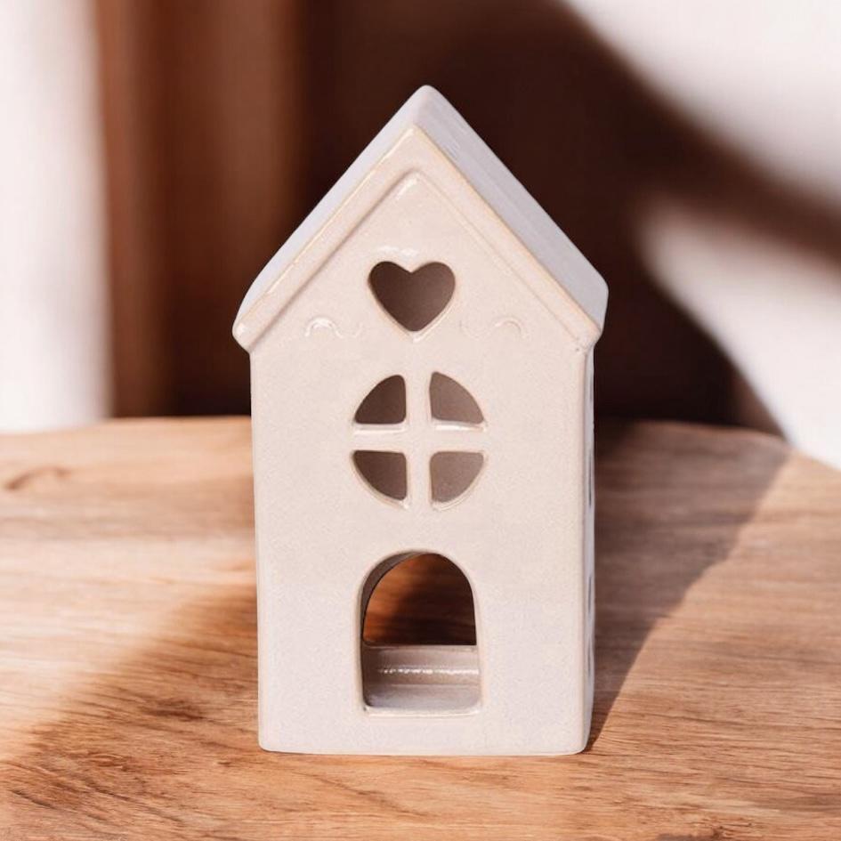 22CM CREAM CERAMIC HOUSE TEALIGHT HOLDER