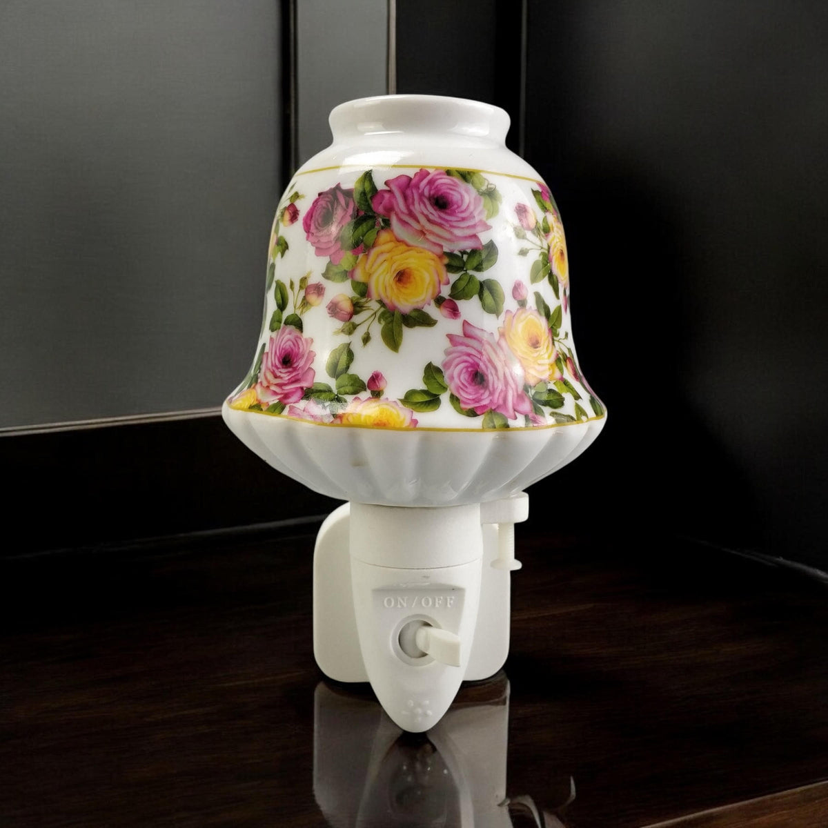 FLORAL NIGHTLIGHT